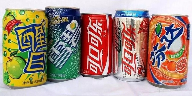 北京市中小學(xué)禁售碳酸飲料，你知道它的危害有多大嗎？